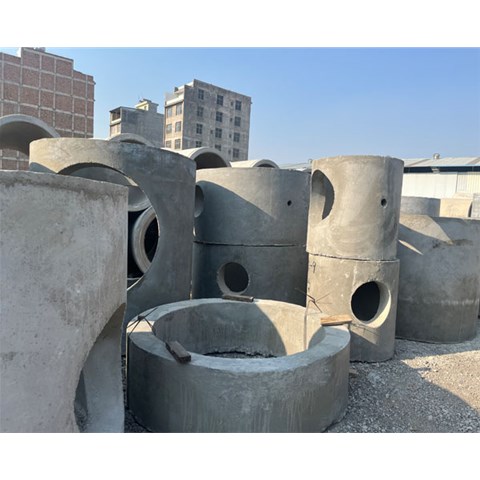 曲靖混凝土井筒的壁厚設(shè)計(jì)，是依據(jù)哪些具體參數(shù)和實(shí)際需求來(lái)確定的？